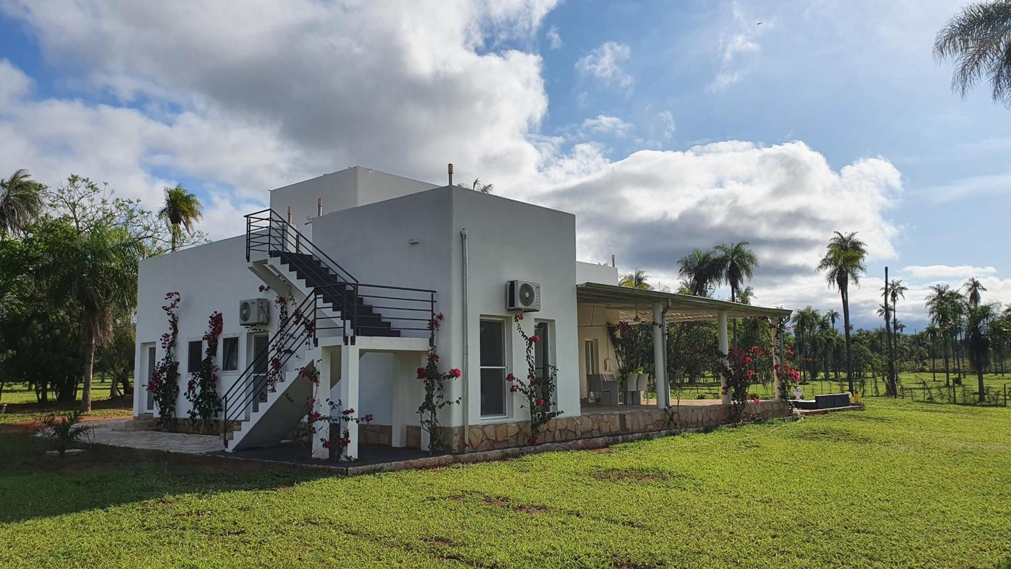Residencia De Coco, Kunstlerhaus In Piribebuy, Villa Exterior foto